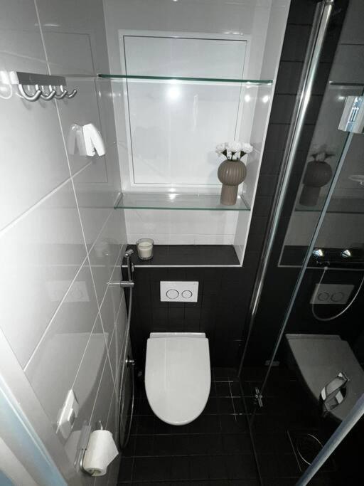 Cozy Penthouse Loft - Near The Airport Vantaa Exterior foto
